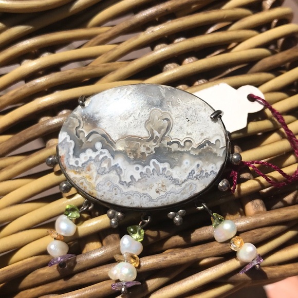 Large Sterling Silver Pin pendant with pearls and semi precious stones 🌺 - Picture 1 of 3